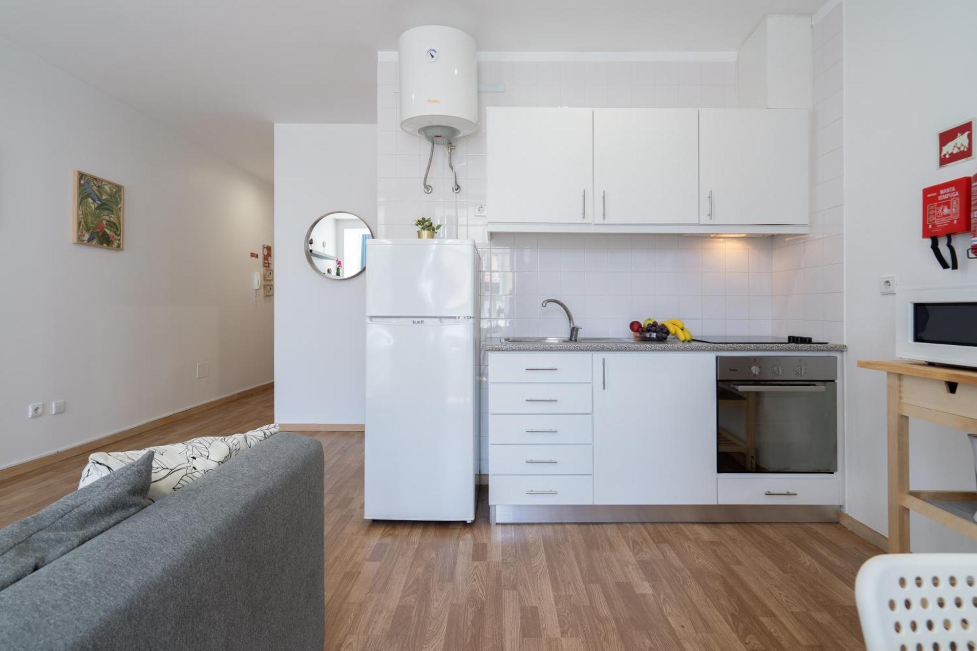 Host Wise - Colorful Fresh Flats - Batalha Apartment Porto Ngoại thất bức ảnh